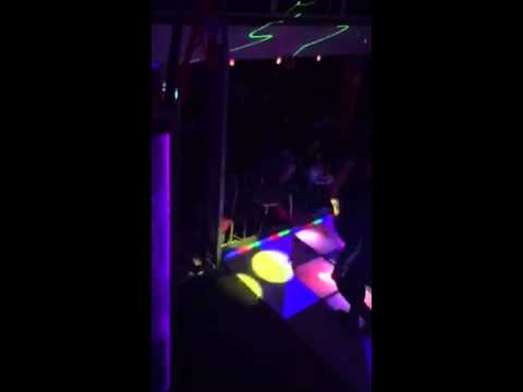 Leos bar MISTICA show y rumba stripers.