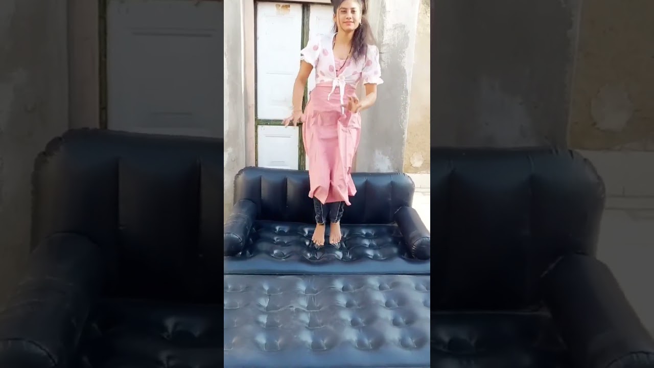 let's jump on inflatable sofa for exercise 💪 😀/royal khushi #royalkhushi #royalkhushivlogs #sorts
