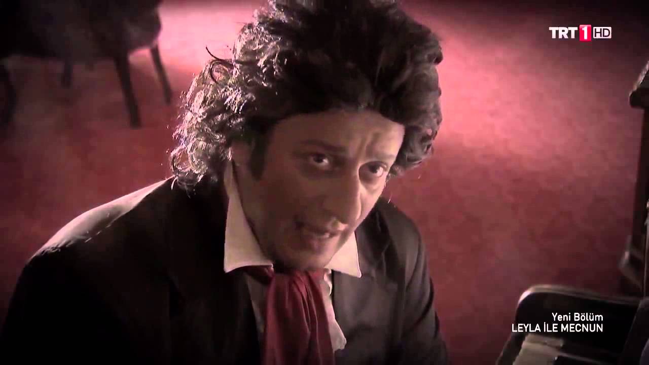 Leyla ile Mecnun - Beethoven Ismail abi'nin dedesi, yanayım yanayım HD izle
