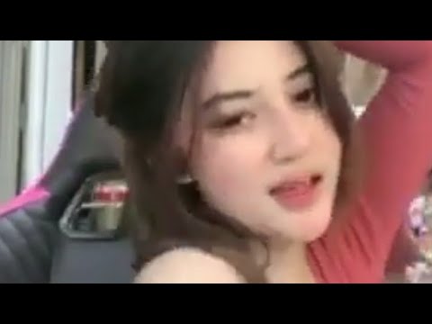 Lidya Danira cantik mulus sexy jago goyang lagi
