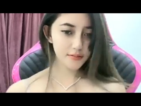 Lidya Danira goyang ebot pakai lingerie transparan