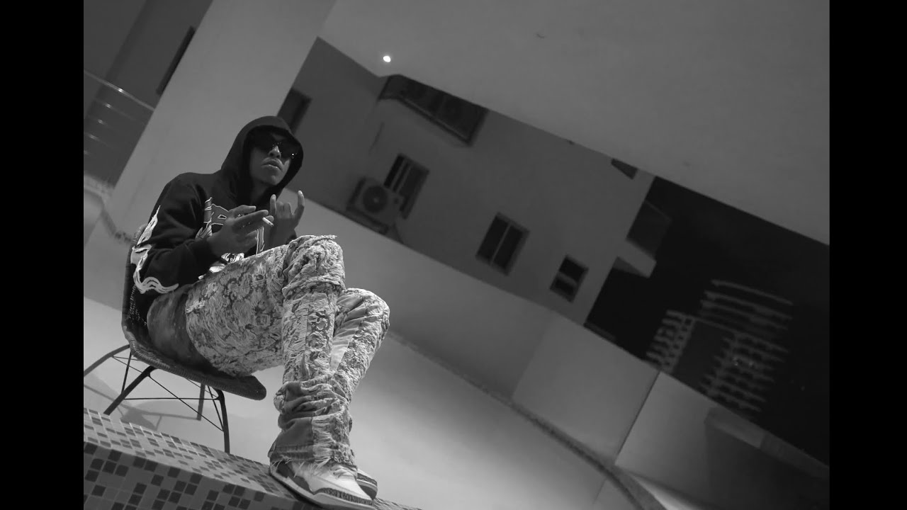 LIL NAAY - MAMI 🕸️