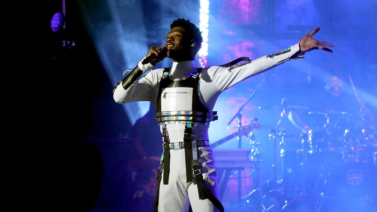 Lil Nas X Lights Up the Stage with 'Panini'