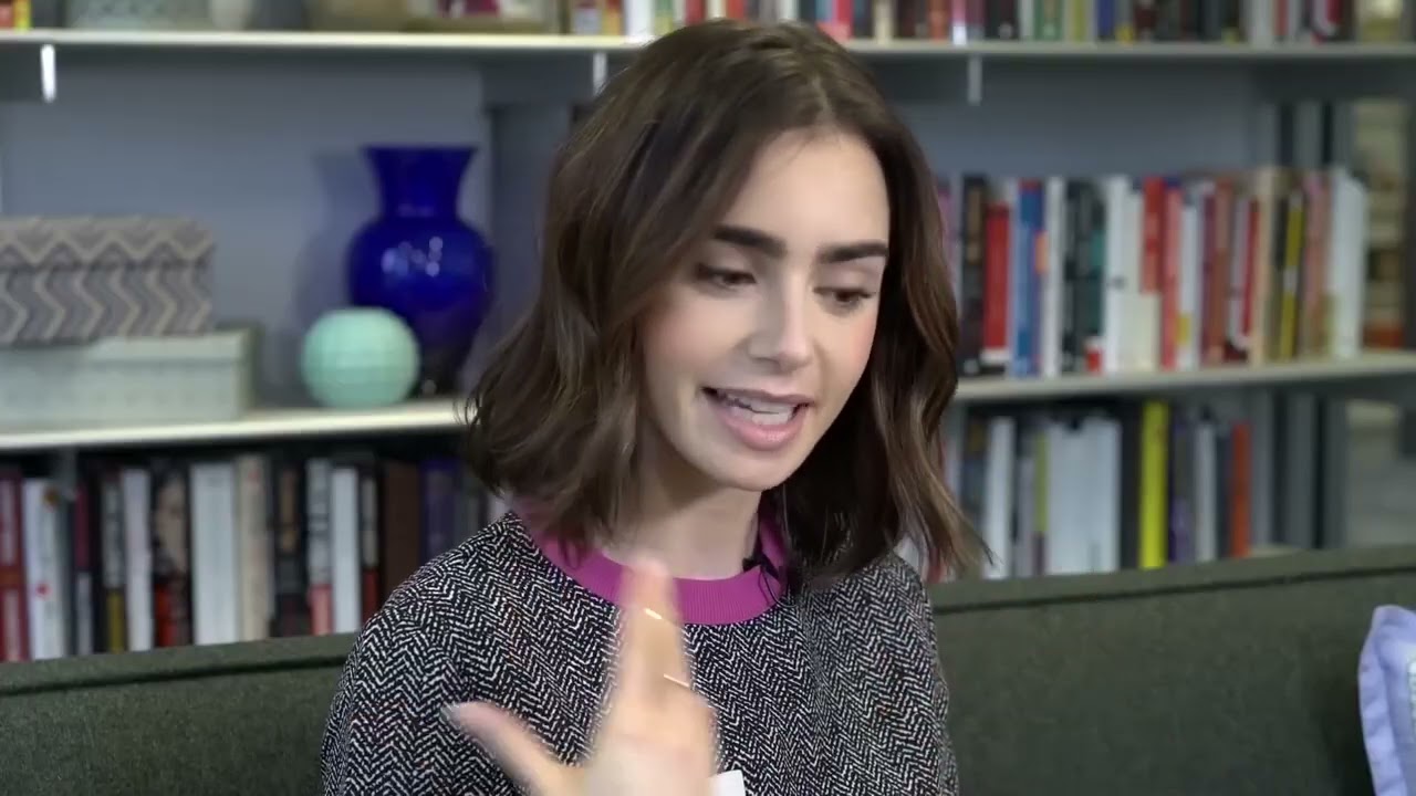 LILY COLLINS FEET