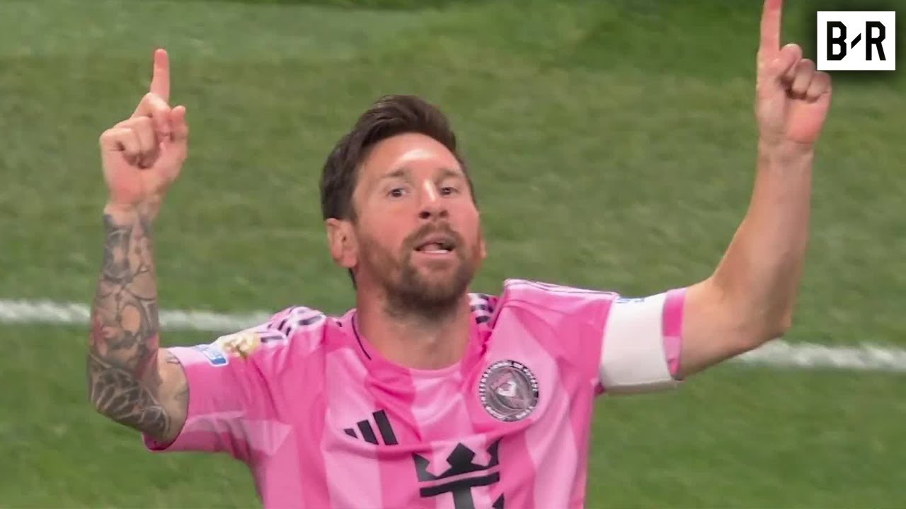Lionel Messi Scores Go-Ahead Free Kick Goal vs. FC Porto | FIFA Club World Cup 2025