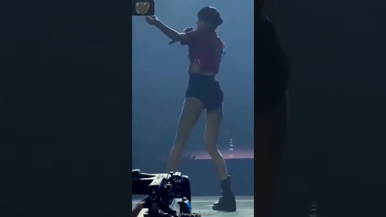 Lisa Money Twerk concert 🥵🔥