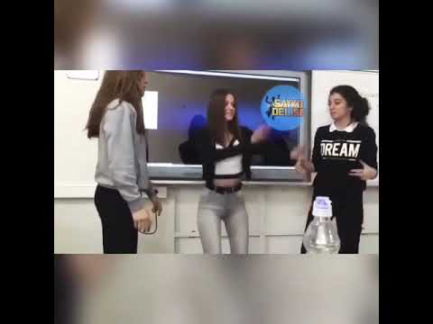 Liseli Kızlar Show
