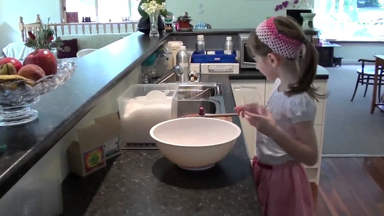 Little Girl Emma Making Bath Salts Part 2 - Look for part 1
