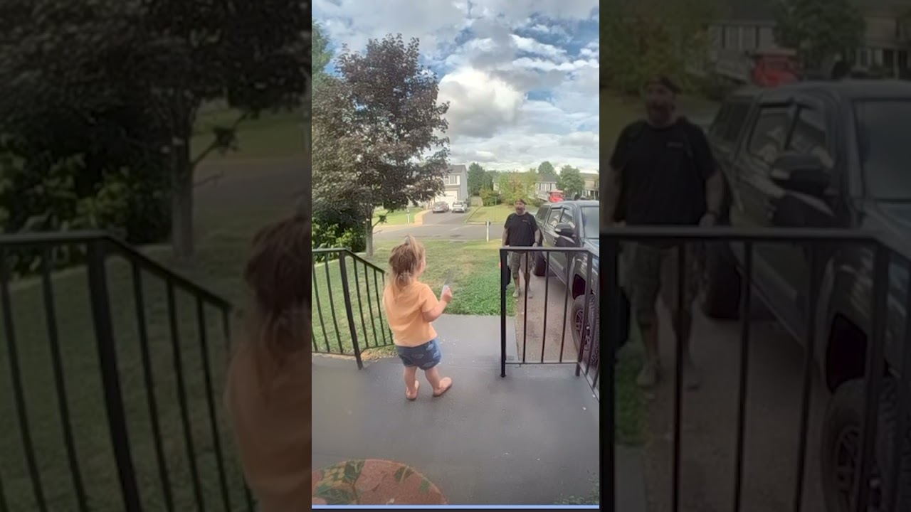 Little Girl Lets Out Loud Fart to Shock Dad - 1438012