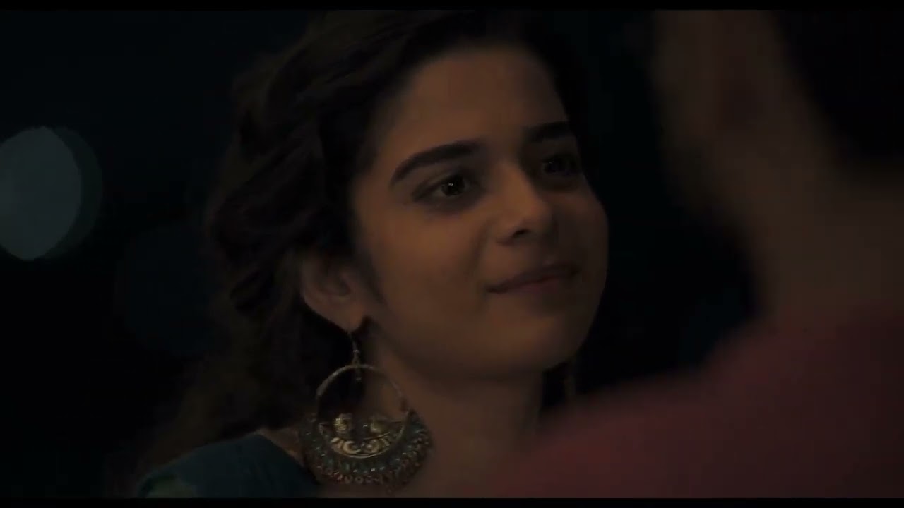 Little Things: Season 4 / Kiss Scene — Kavya and Dhruv (Mithila Palkar and Dhruv Sehgal) | 4x07
