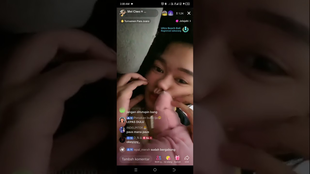 LIVE HOT MEIMEI CHAN