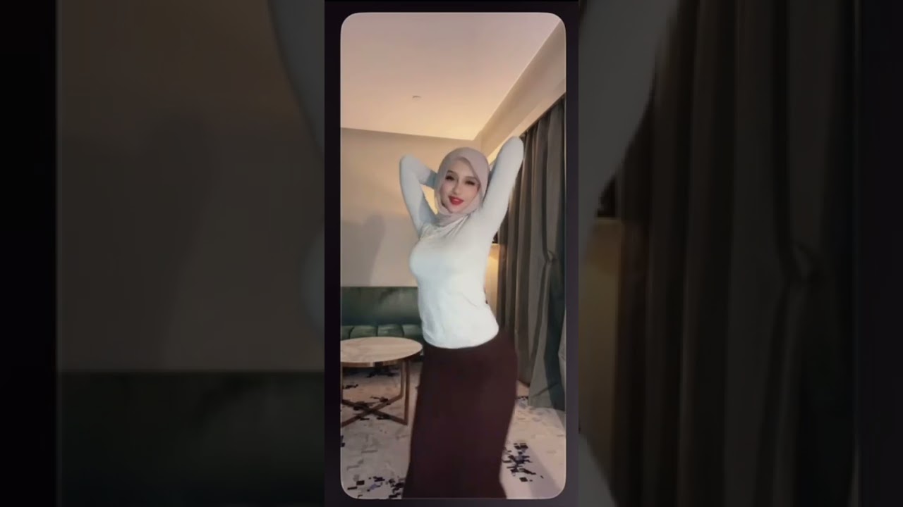 LIVE JILBAB GOYANG BARBAR