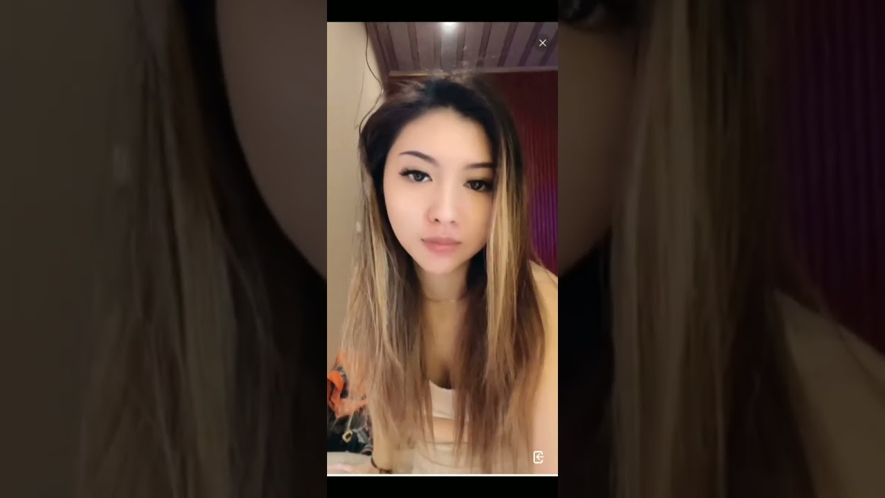 Live Streaming Celia Butuh Suntikan