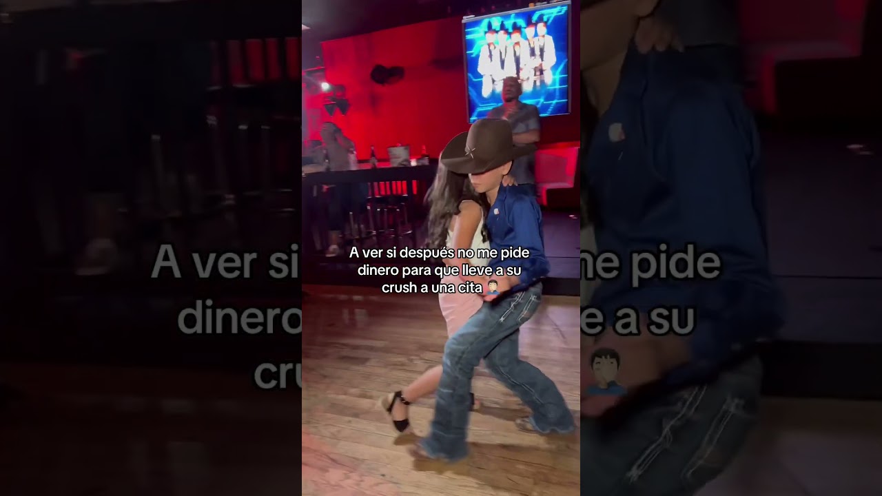 Lo que hace uno de papá 😅 #papa #baile #huapangos #nino