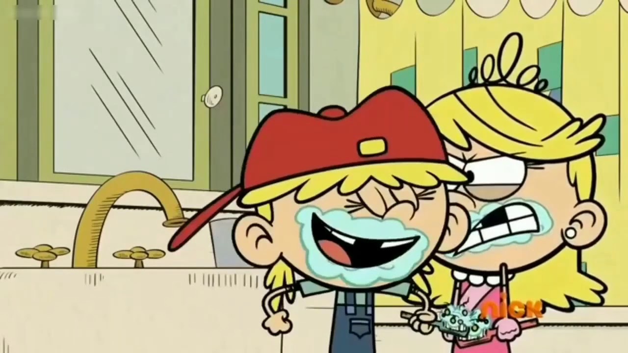 Lola loud and Lana loud fight brushing her teeth