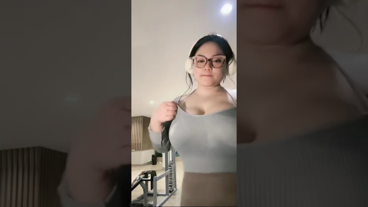 LOMOLI CEWEK TOBRUT HOT,LIVE SAMBIL GYM🥵🥵🥵‼️LIVE TIKTOK HOT