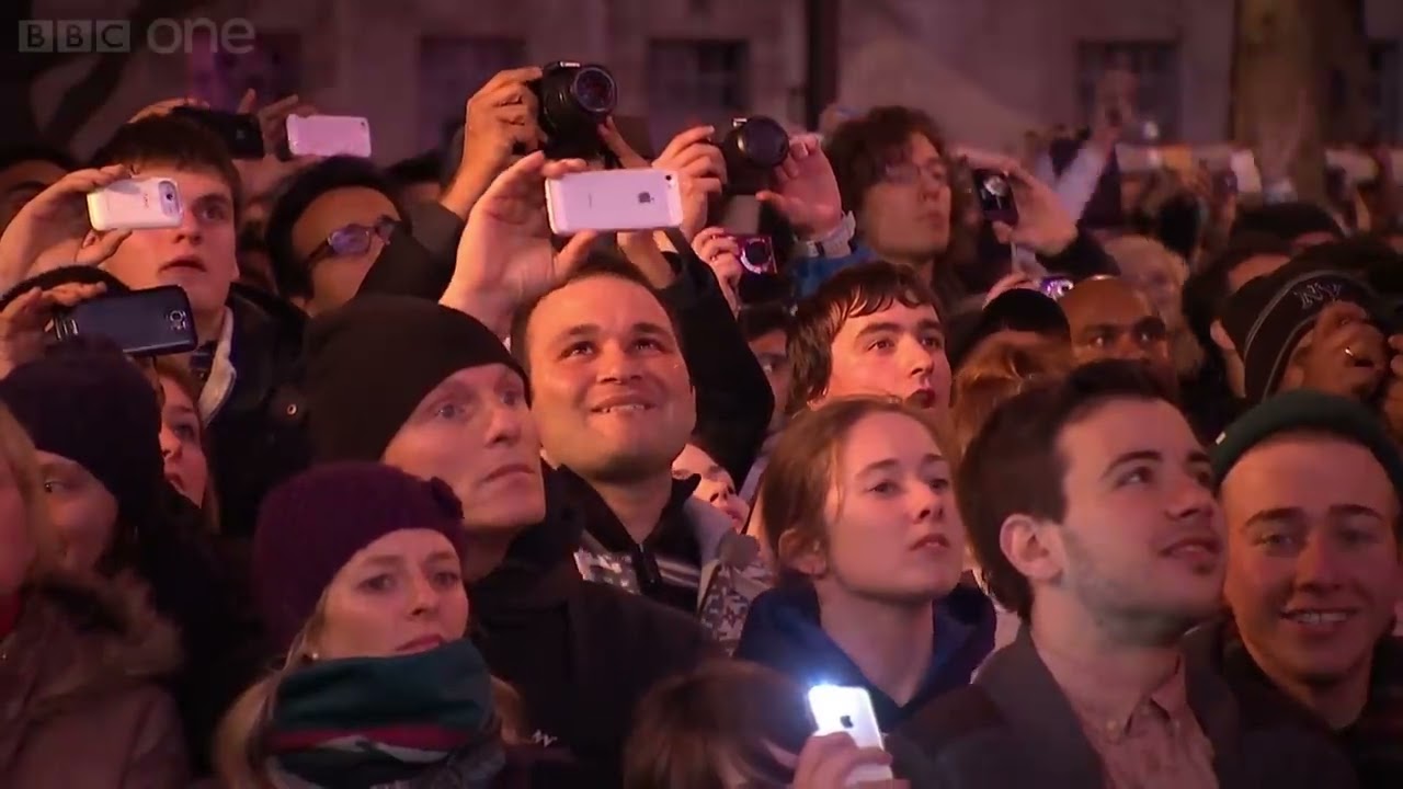 London Fireworks 2013 with Music and Sound Bites of 2012 Mix - New Year Live - BBC