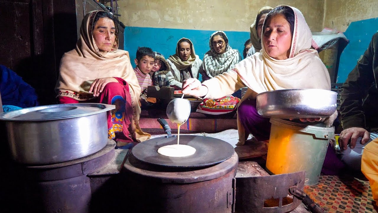 LONG LIFE FOOD in Hunza Valley - HEAVEN ON EARTH, Pakistan | Pakistani Food Tour!