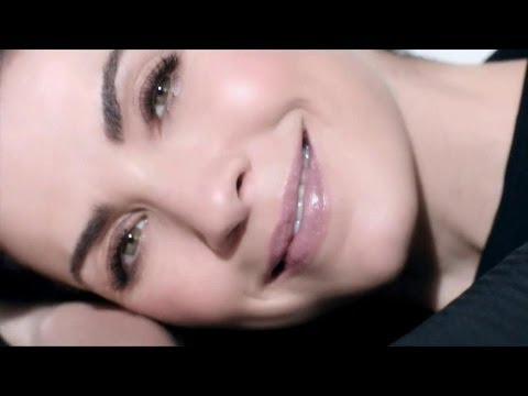 L'Oreal Revitalift Miracle Blur TV Commercial Ft  Julianna Margulies