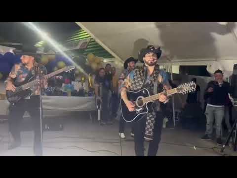 Los plebes de olancho - entre golpes y besos