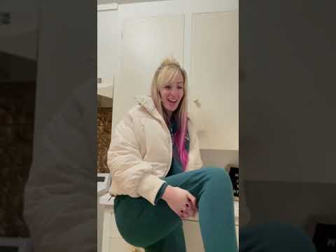 Loud girl farts PT. 2 #shorts #tiktok