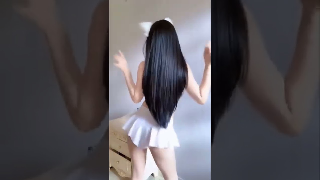 Lovely white! 😍😍 #dance #skirt #tiktok #asian #asiangirl