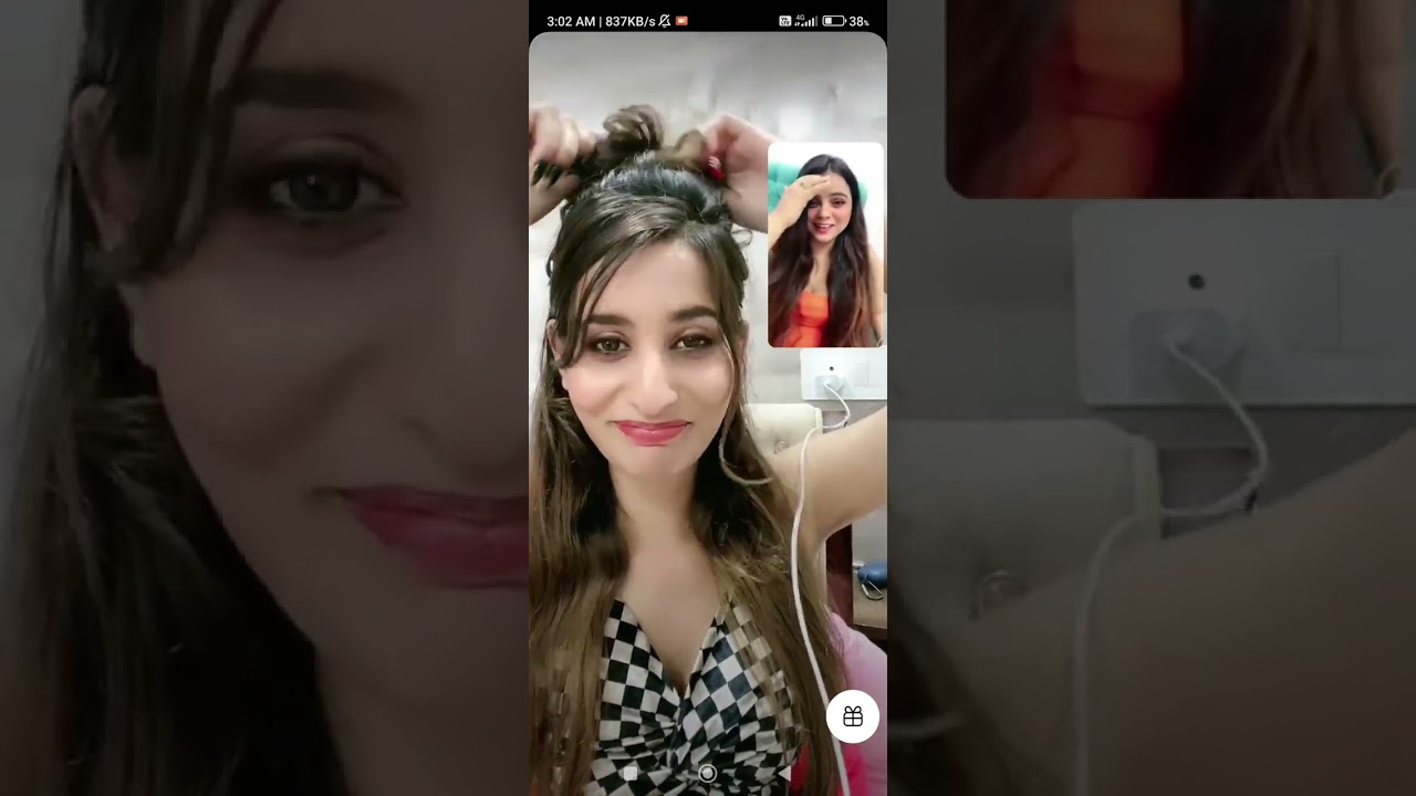 lovely Zoya tango live