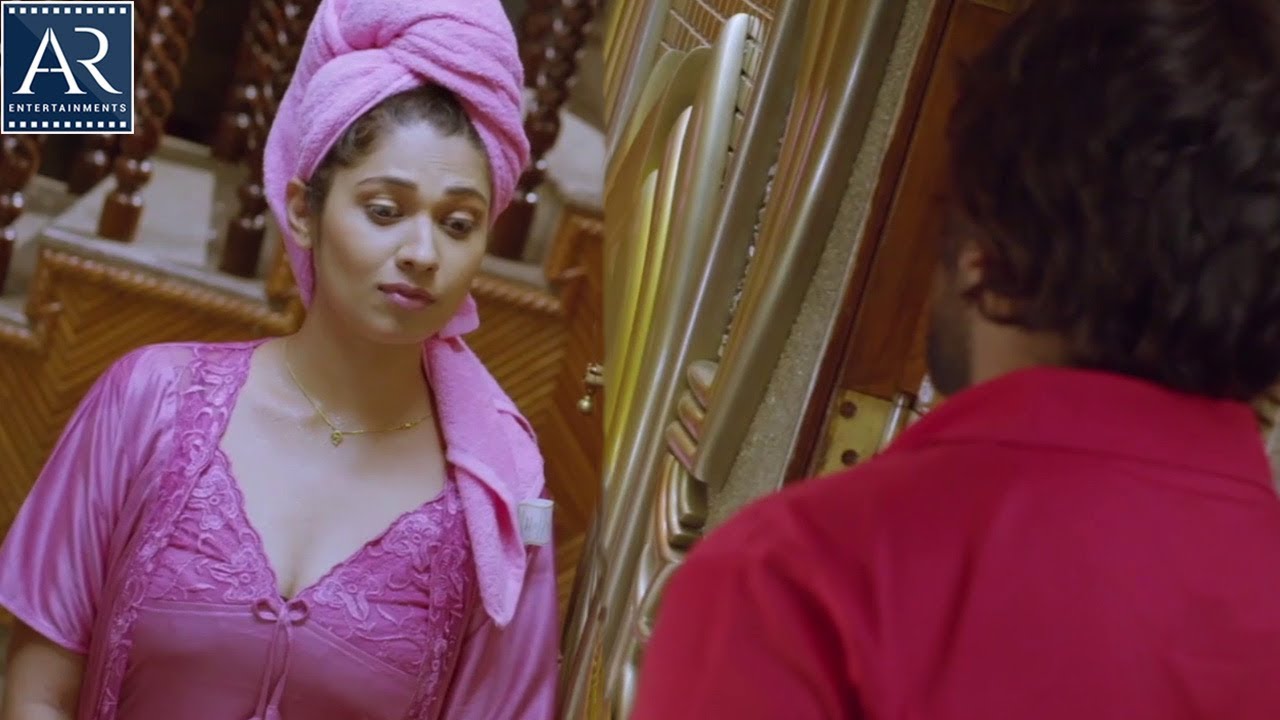 Lover Boy Clever Ammai Movie Scenes | Pizza Delivery Boy with House Owner | AR Entertainments