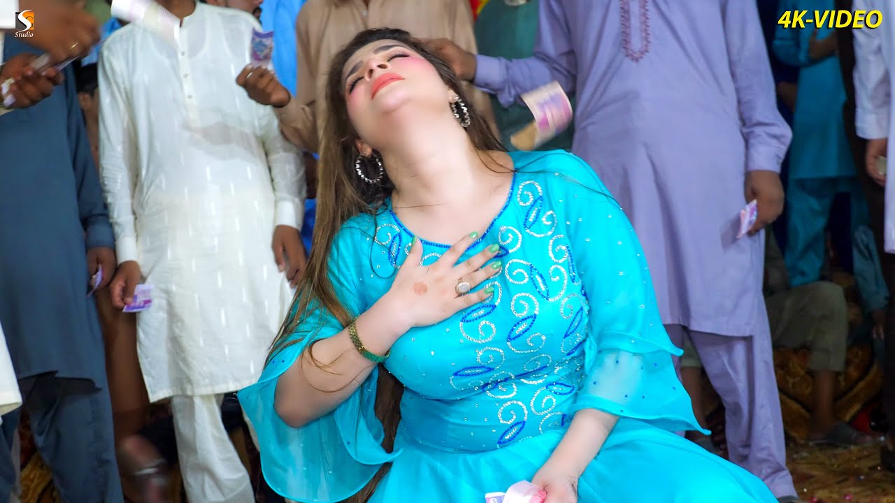Lucky Kabootri Phas Gayi Ve , Chahat Baloch Dance Performance 2022