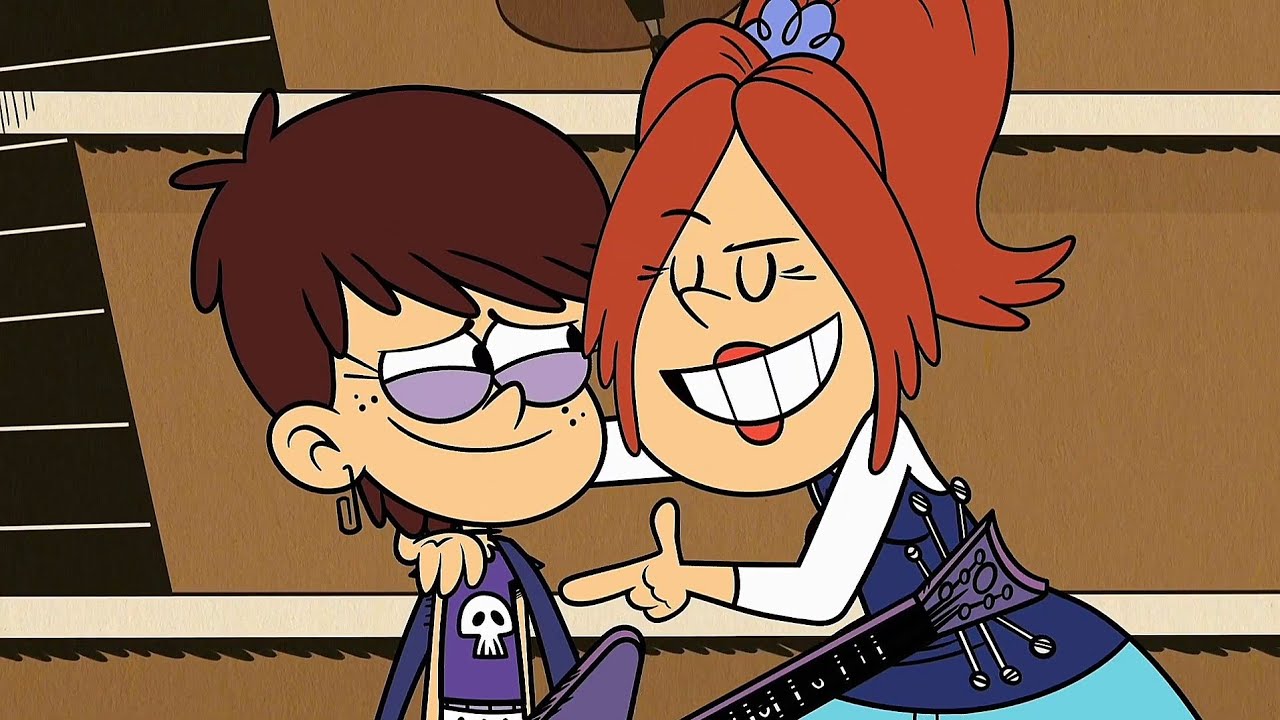 Luna confirms that Sam is her girlfriend.