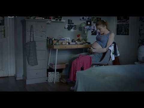 Lynč (2018) - pregnant belly + labor scenes