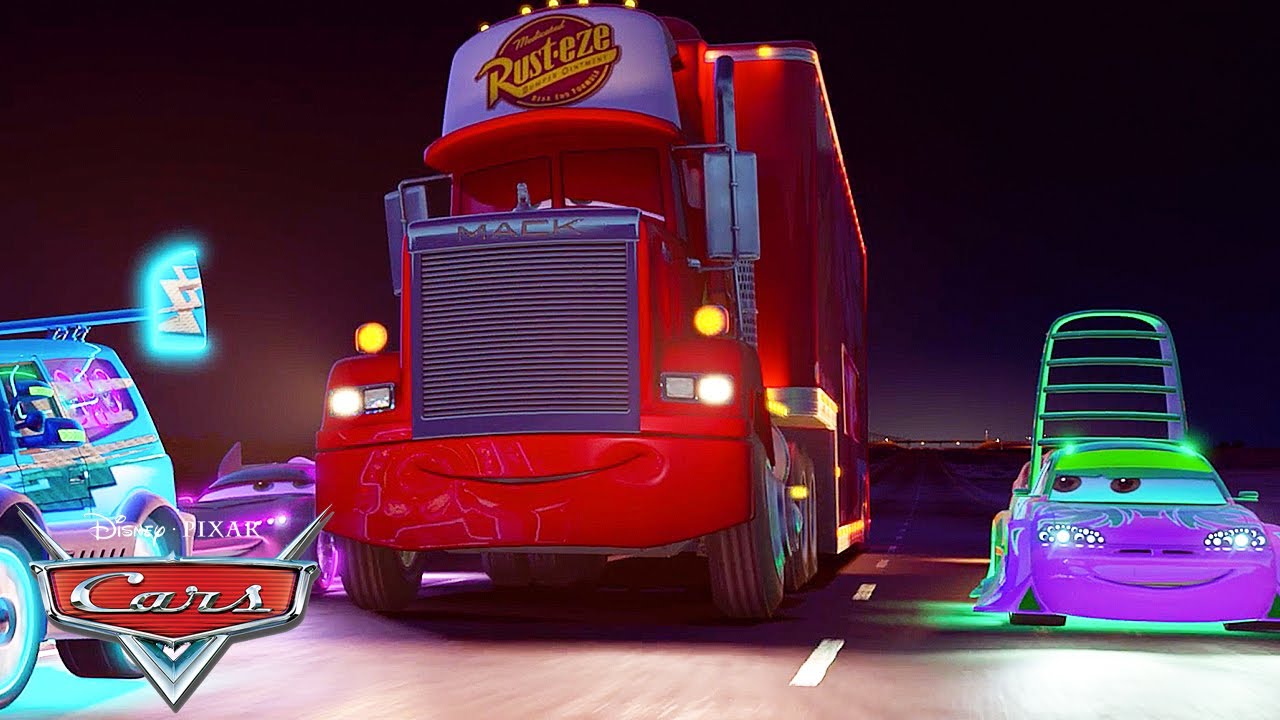 Mack Falls Asleep! | Pixar Cars