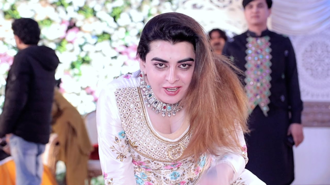 Madam Talash Jaan | New Super Hit Dance - 2021 - #ShaheenStudio