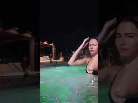 MADISON BEER - NIP SLIP during live #shorts