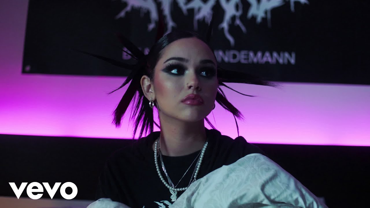 Maggie Lindemann - Knife Under My Pillow