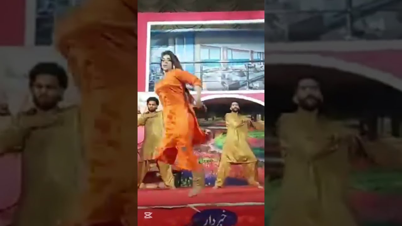Mahnoor & Amoriza Khan And KOMAL Butt Medley Mujra