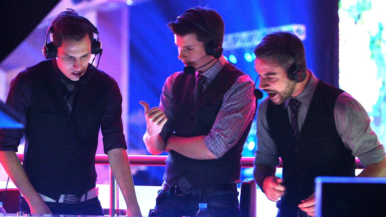 Making It Look Easy: The Shoutcasters