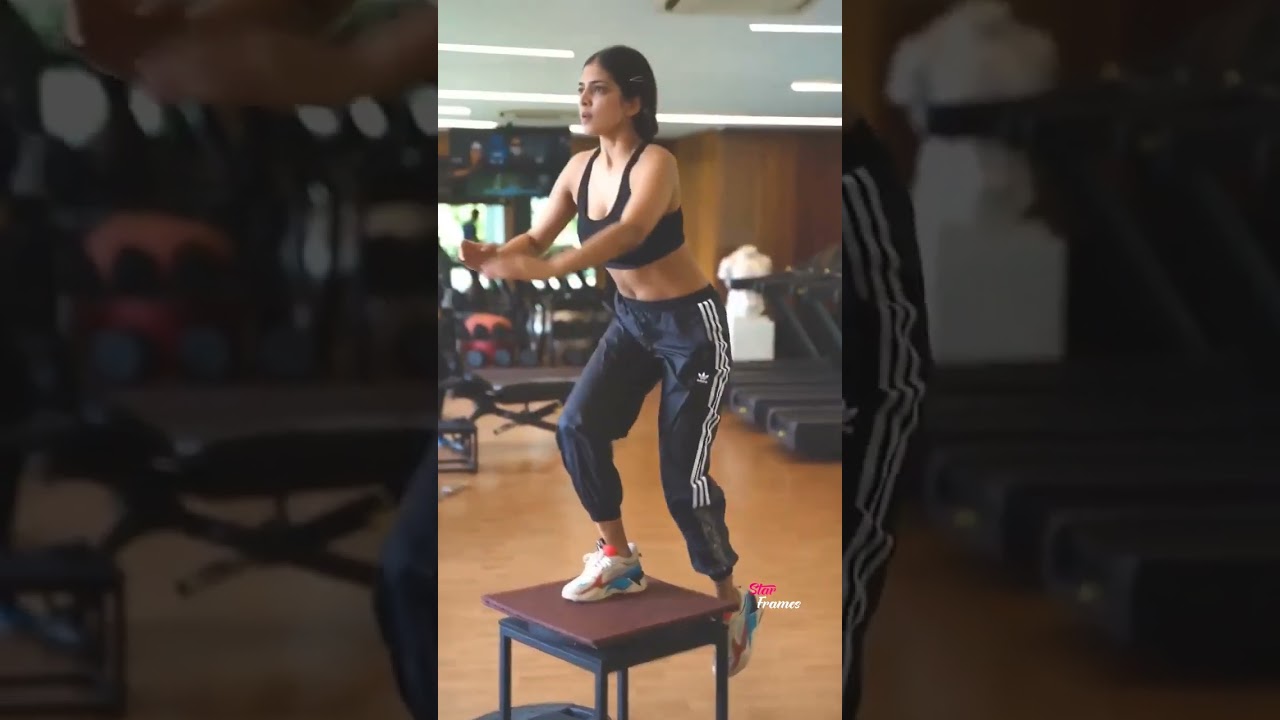Malavika Mohanan ❤️ Trending 🔥❤️🔥 #shorts #instareels #trending #malavikamohanan