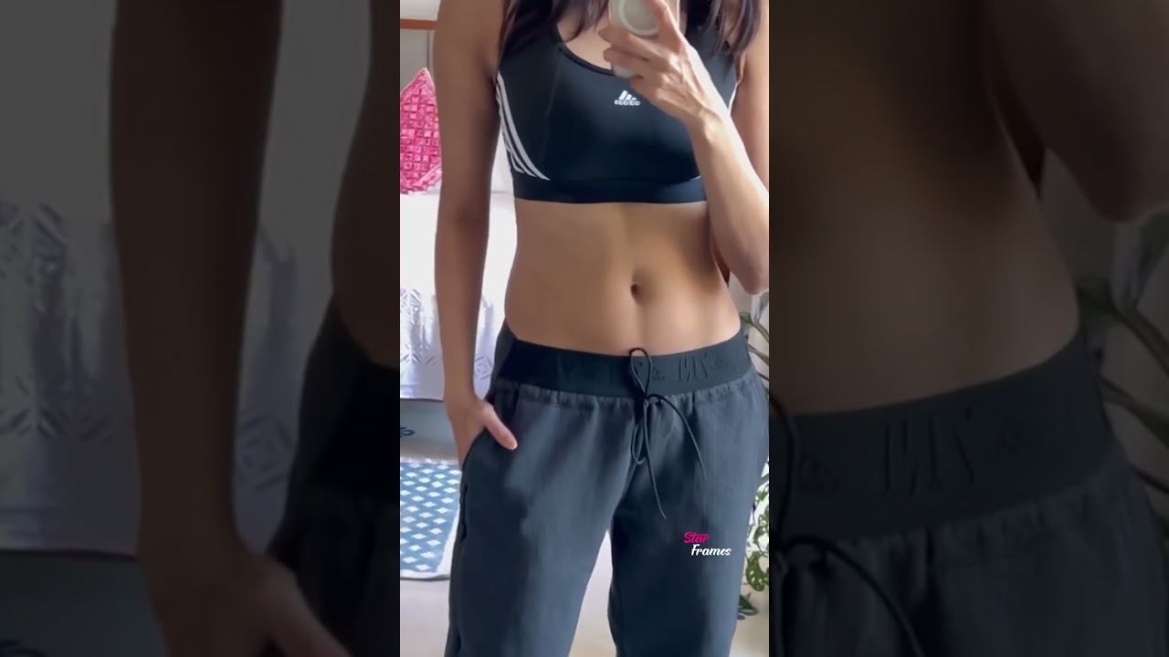 Malavika mohanan workout