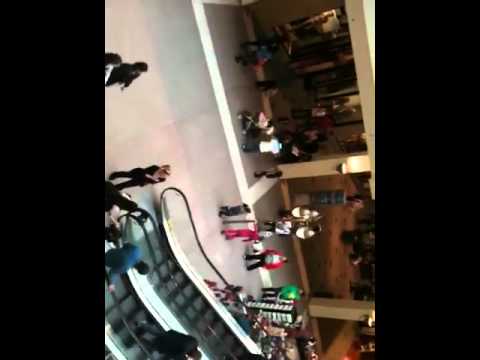 Mall Of America weird girl