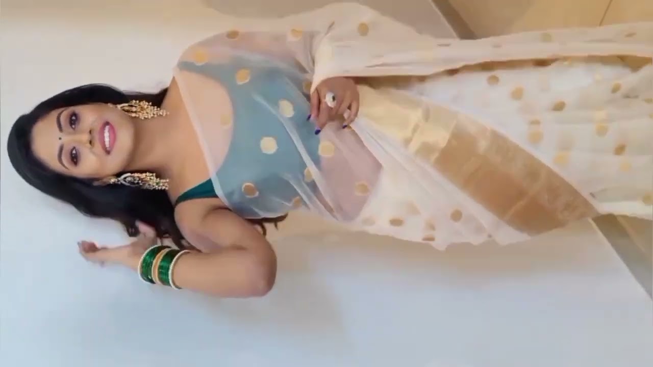 Mallu bold actress INEYA hot 🥵 navel in saree #mallu #actress #cute #hot #sexy
