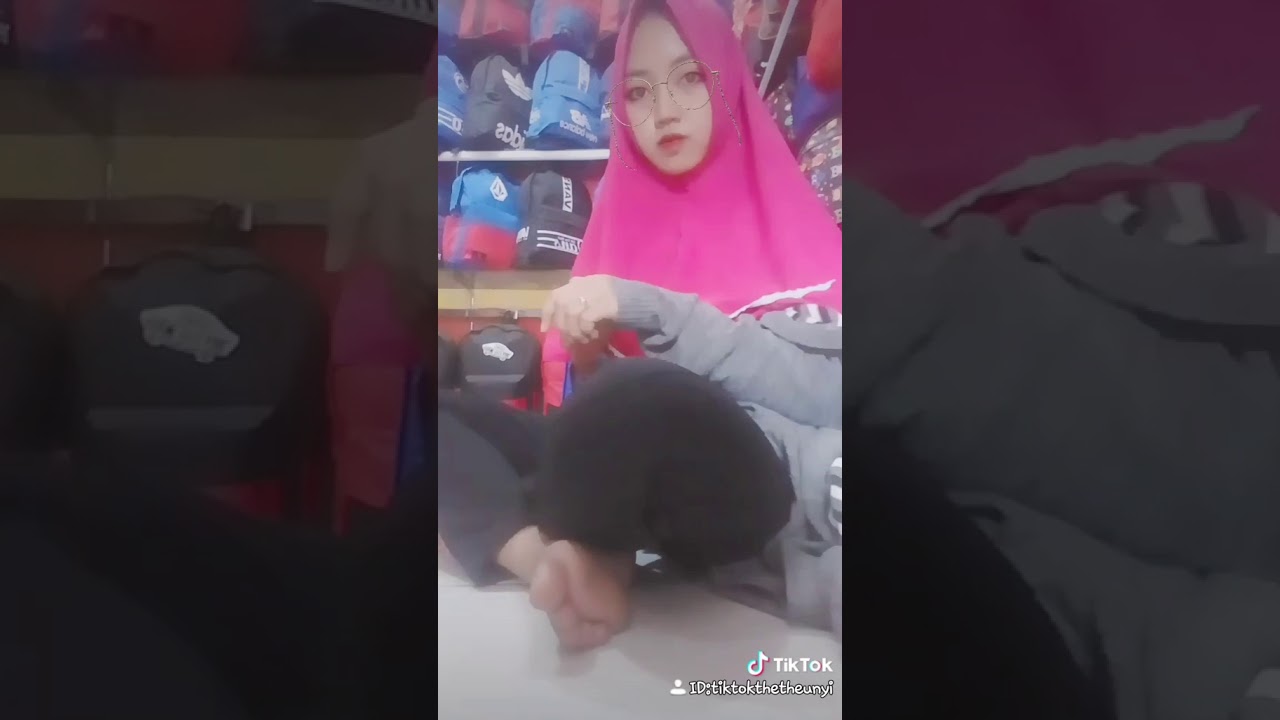 Malu-Malu kucing 😆