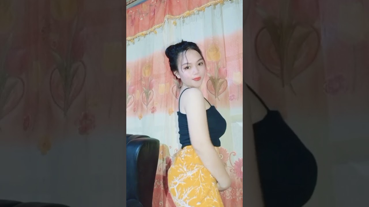 mama muda bokong gede