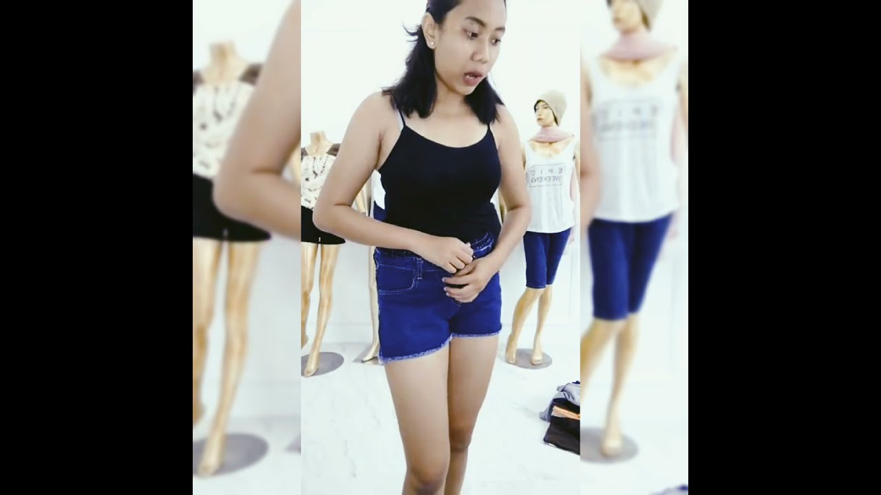 mama muda cantik jualan baju online obral tank top