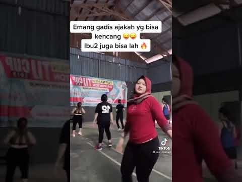 Mamah Muda Semok