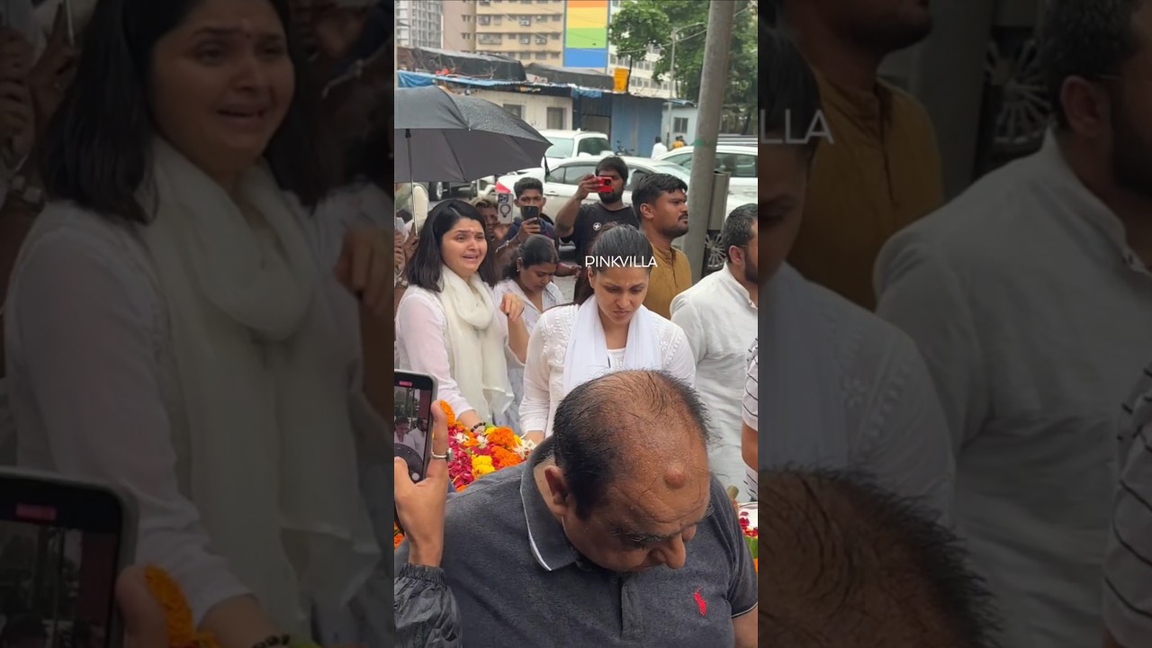 Mannara Chopra & Sister Mitali BREAK DOWN Into Tears At Father's Last R!tes | #shorts #trending