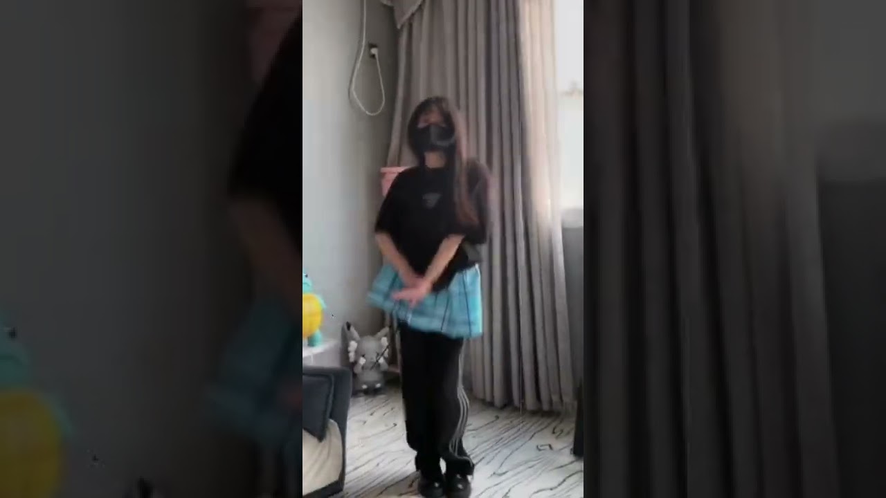 MARIN KITAGAWA || cosplay || Slow motion Dance #short