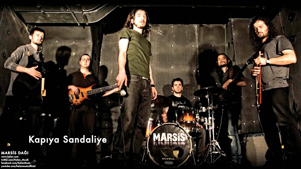 Marsis - Kapıya Sandaliye [ Marsis Dağı © 2009 Kalan Müzik ]