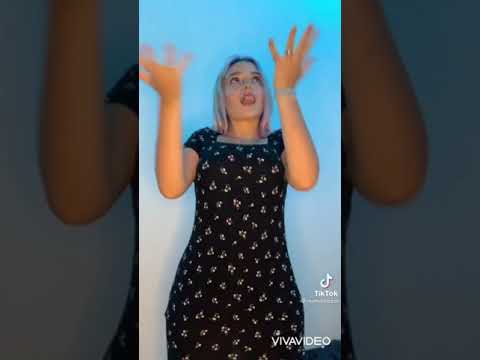 martuchizzini shake ass twerk on tiktok trends #tiktok #dance #twerk #music #bigass #martuchizzini