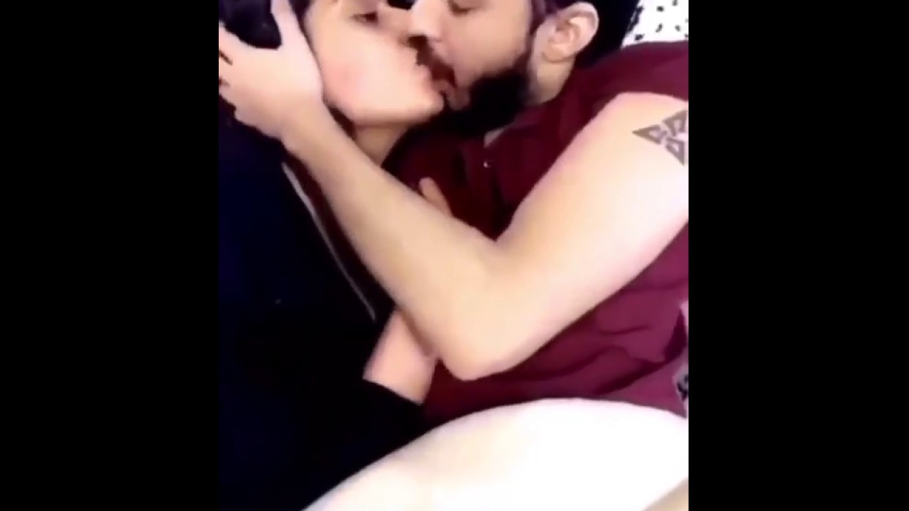 Maryam Faisal TiK Tok star leaked kissing Full HD Video
